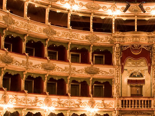 teatro grande brescia foto